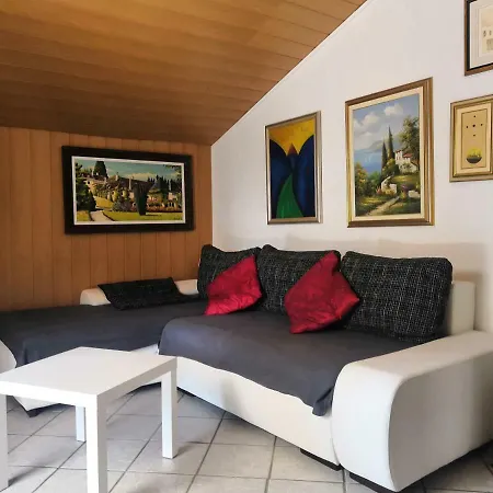 Betty Apartment